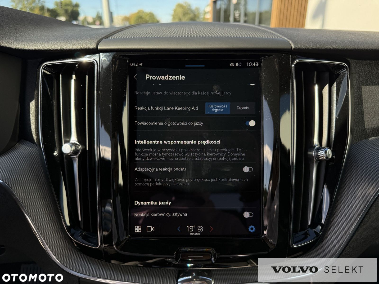 Volvo XC 60 - 24