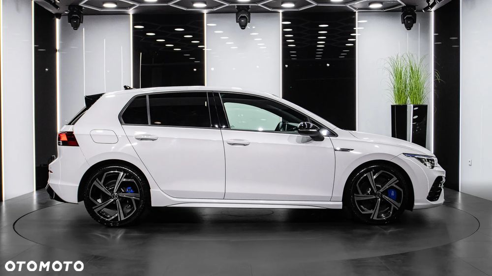 Volkswagen Golf 2.0 TSI 4Motion R DSG - 11