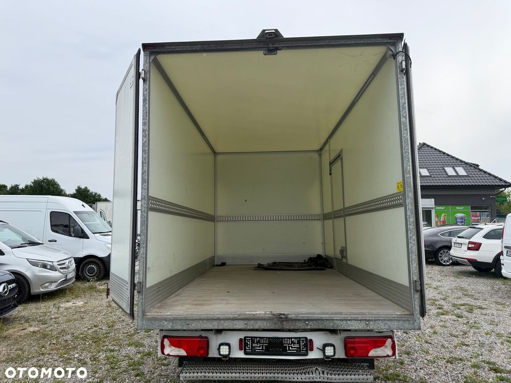 Mercedes-Benz Sprinter 317 - 1