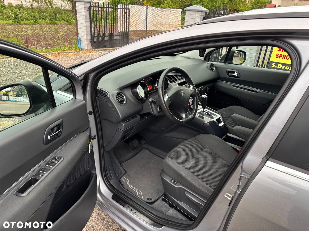 Peugeot 5008 - 6