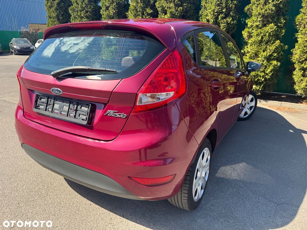 Ford Fiesta 1.25 Champions Edition - 9