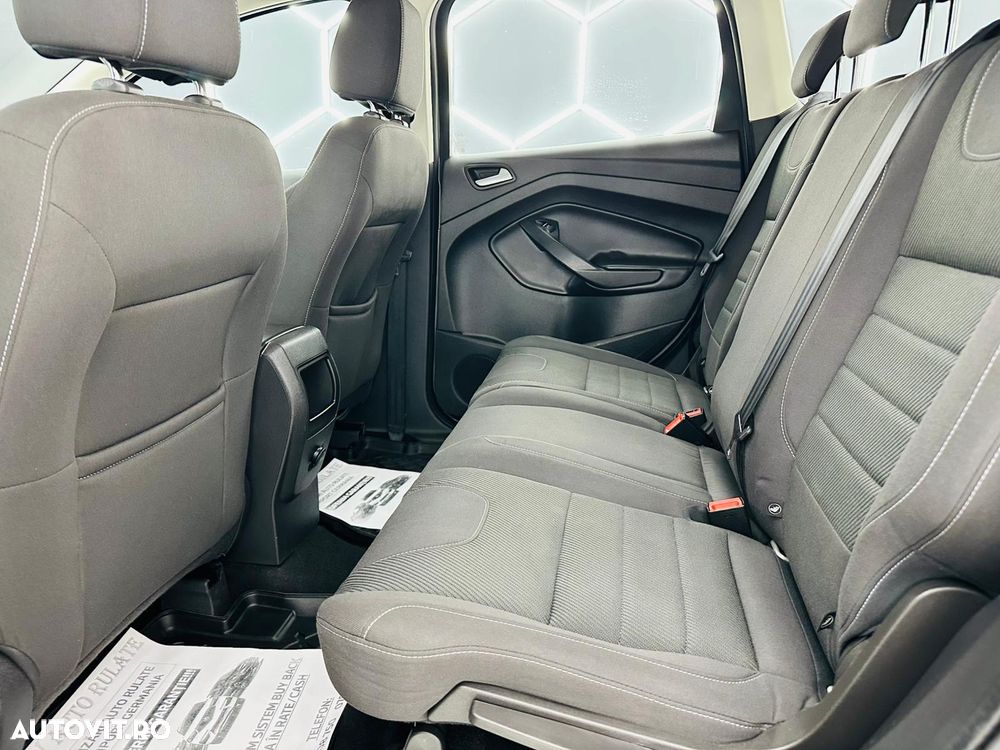 Ford Kuga 1.6 EcoBoost 2x4 Trend - 16