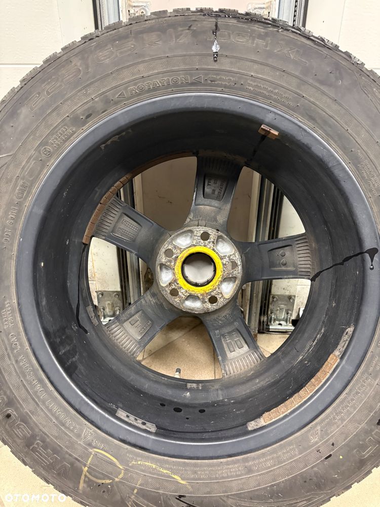 Felgi z oponami Dezent 17 cali - 2