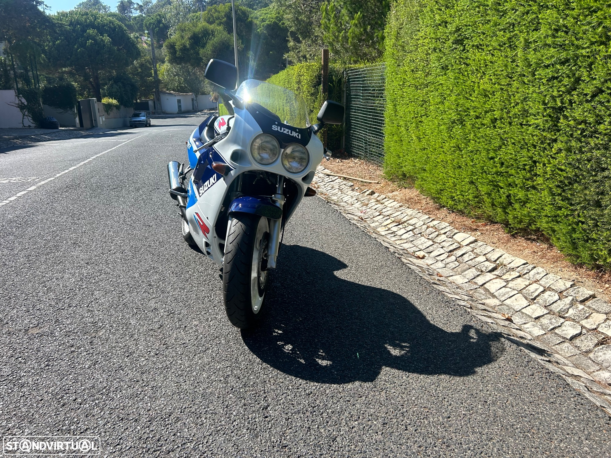 Suzuki GSX-R 750 R - 7