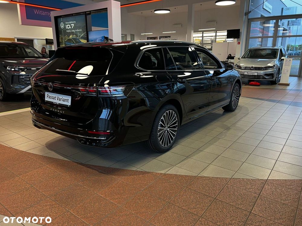 Volkswagen Passat - 4