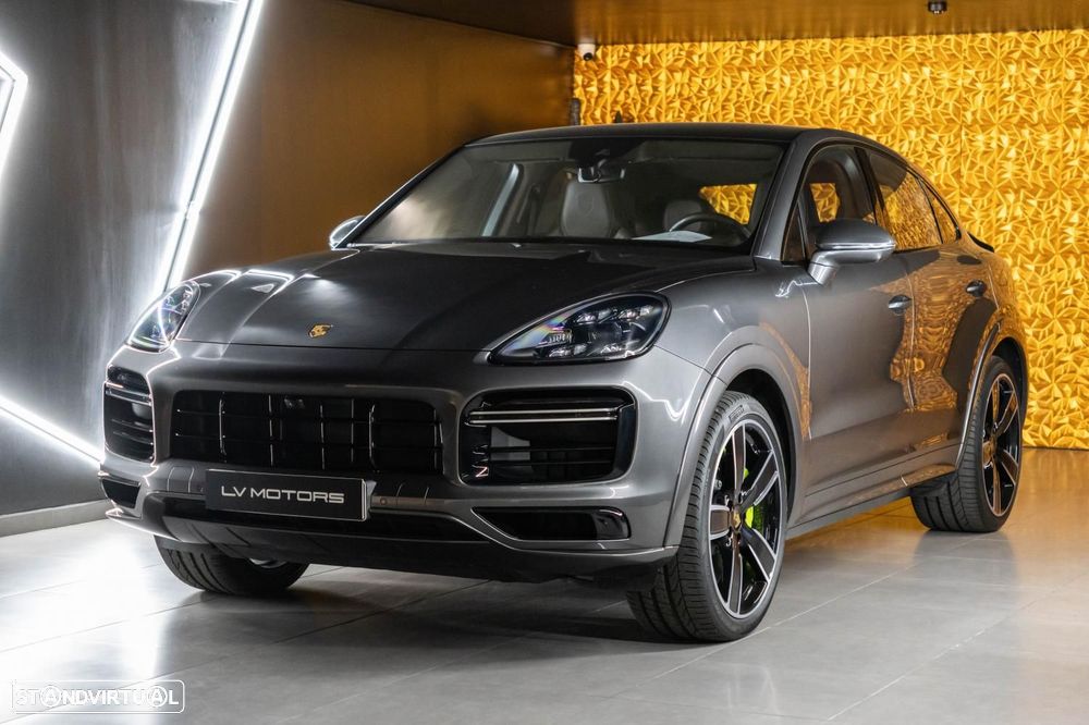 Porsche Cayenne Coupé Turbo S E-Hybrid - 10