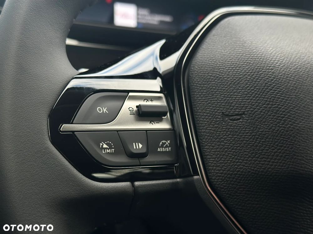 Peugeot 408 1.2 PureTech mHEV Allure S&S e-DSC6 - 14