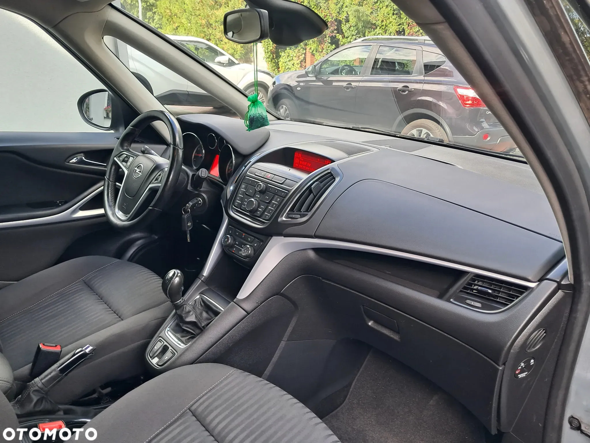 Opel Zafira 1.4 T Enjoy - 14