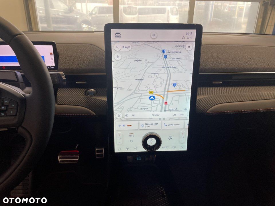 Ford Mustang Mach-E - 13