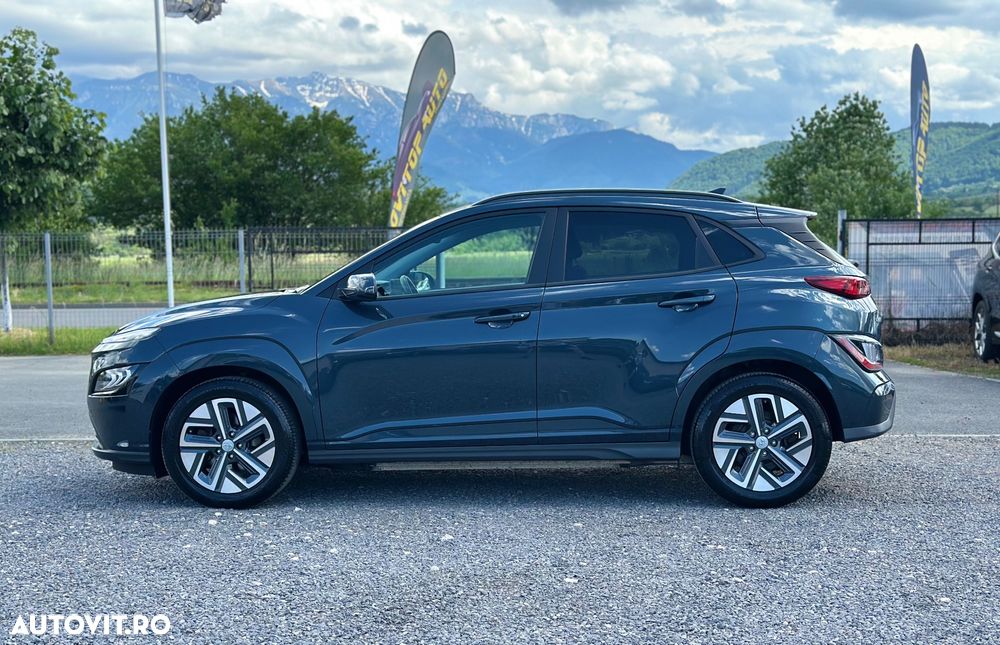 Hyundai KONA Premium - 10