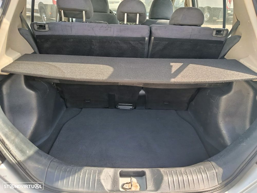 Nissan Tiida 1.5 dCi Acenta - 11