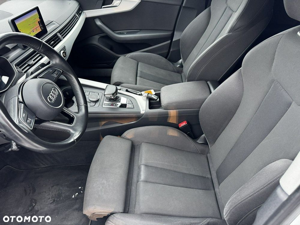 Audi A4 Limousine - 33