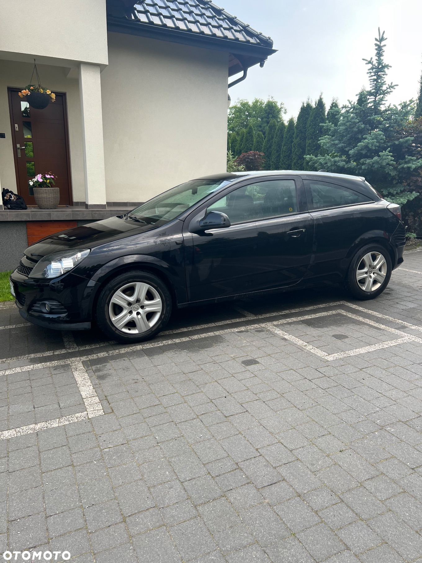 Opel Astra III GTC 1.6 Enjoy - 4