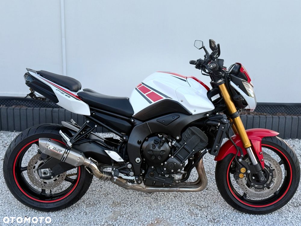 Yamaha FZ8 - 4