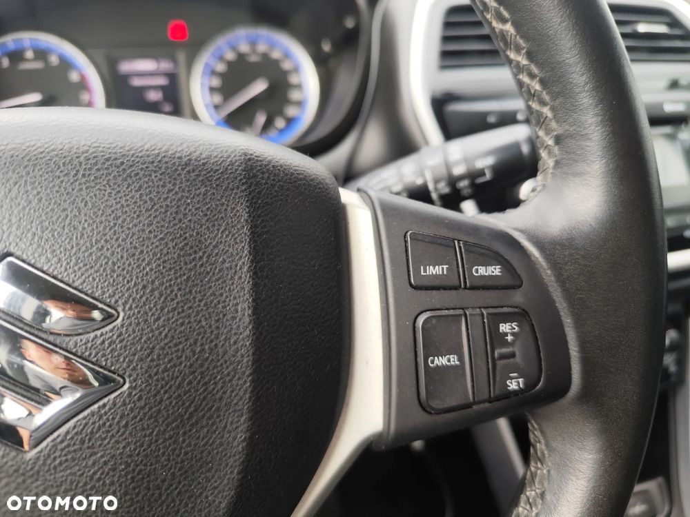 Suzuki SX4 1.6 Premium 4WD - 19