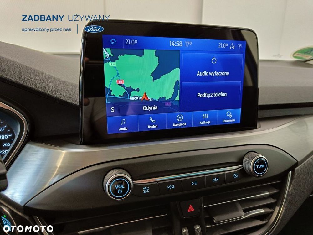 Ford Focus 2.0 EcoBlue Start-Stopp-System TITANIUM - 24