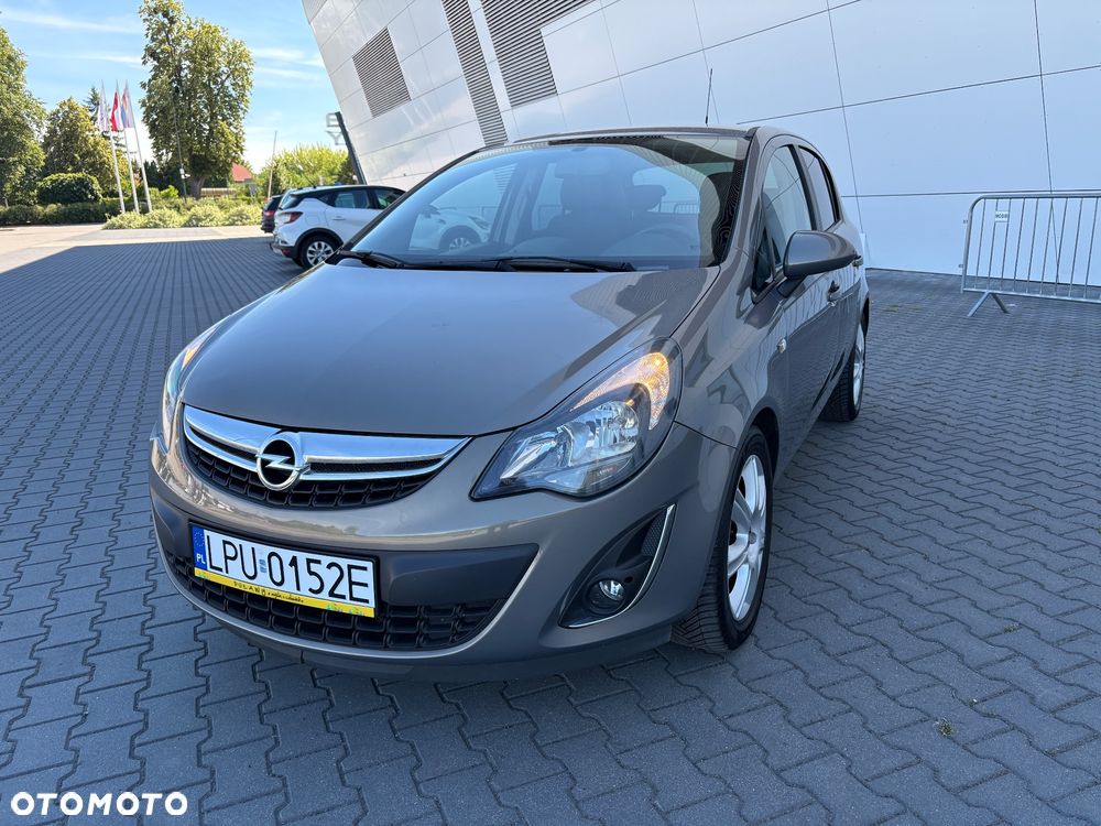 Opel Corsa 1.4 T Cosmo S&S - 11