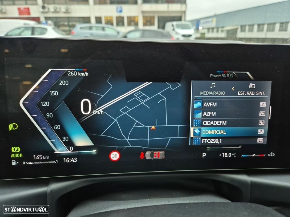 BMW 320 d Pack Desportivo M Auto - 24