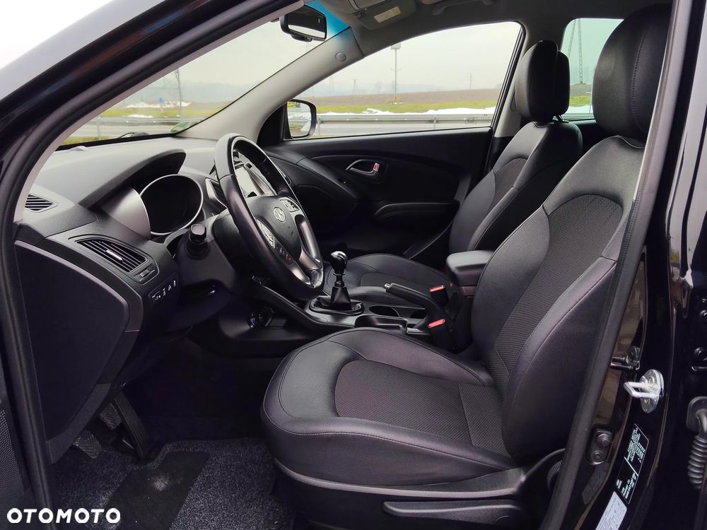 Hyundai ix35 2.0 CRDi 4WD Premium - 21