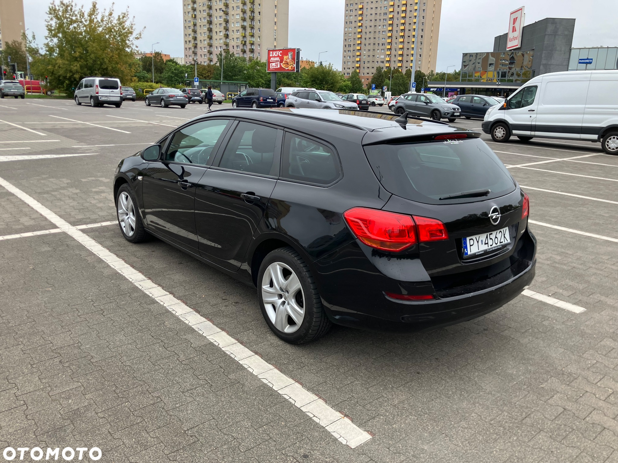 Opel Astra 1.6 Sports Tourer Edition - 4