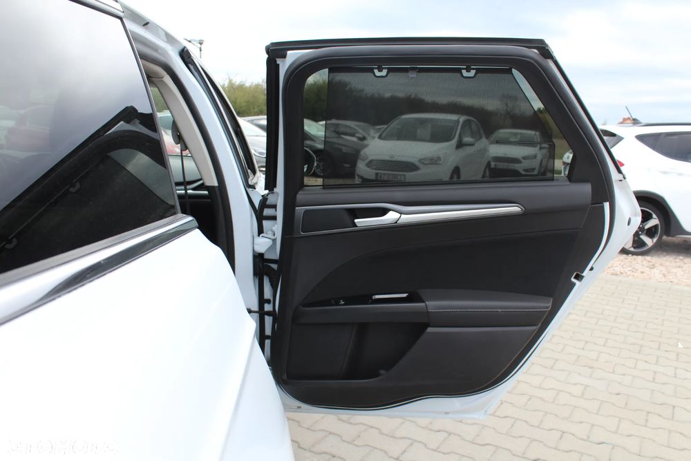 Ford Mondeo 2.0 TDCi Titanium - 25