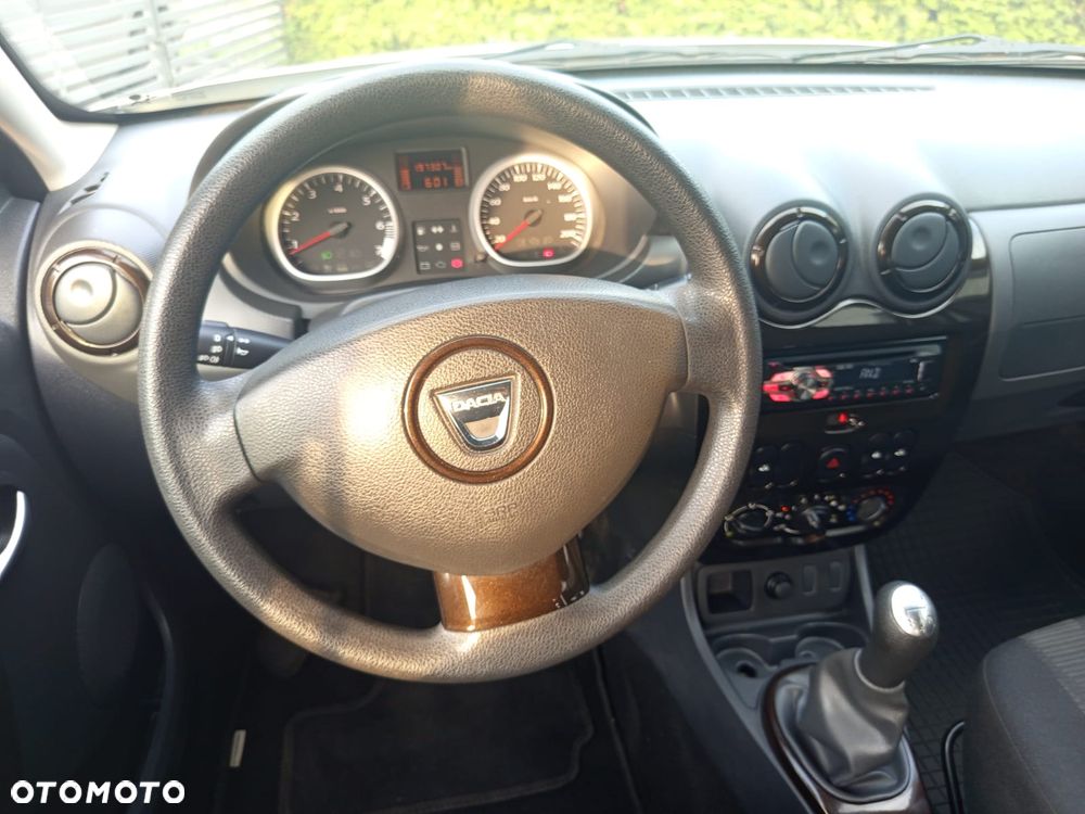Dacia Duster 1.6 16V 4x2 Laureate - 25