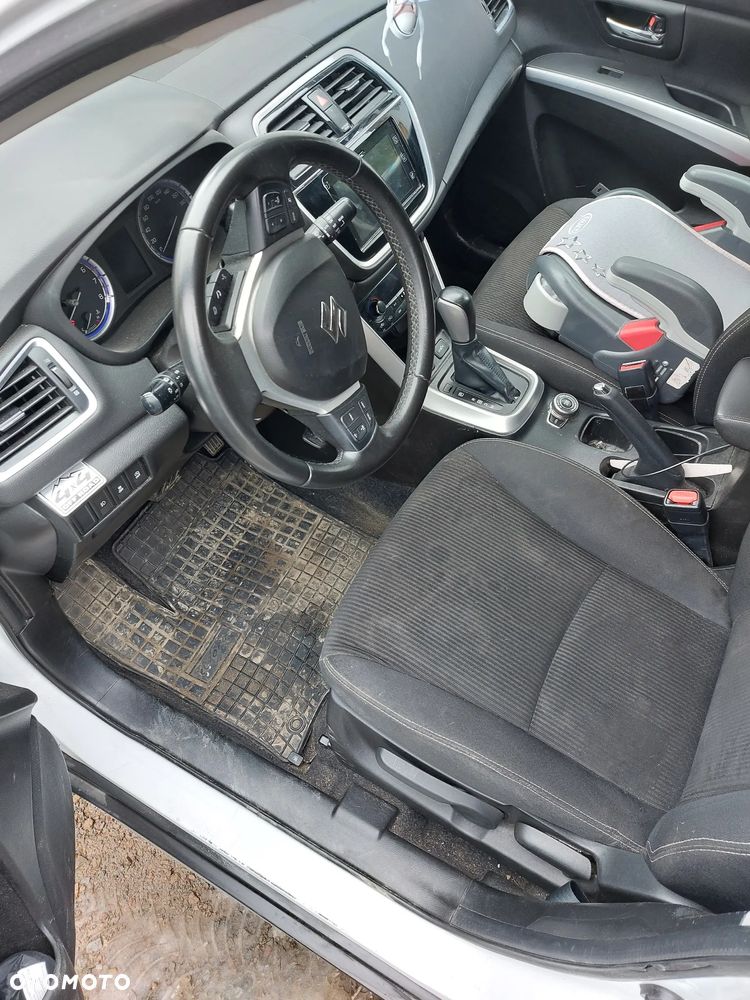 Suzuki SX4 - 6