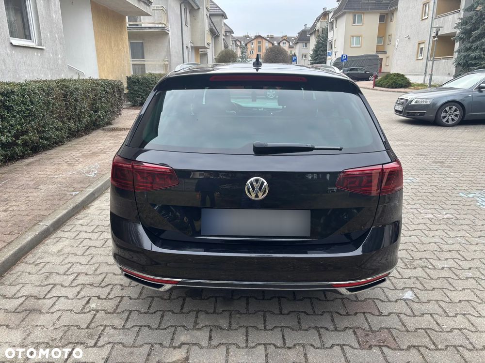 Volkswagen Passat 2.0 TDI SCR DSG Elegance - 4
