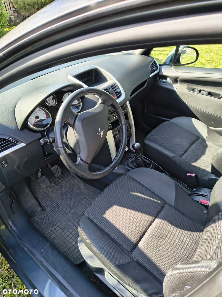Peugeot 207 1.4 Trendy - 4