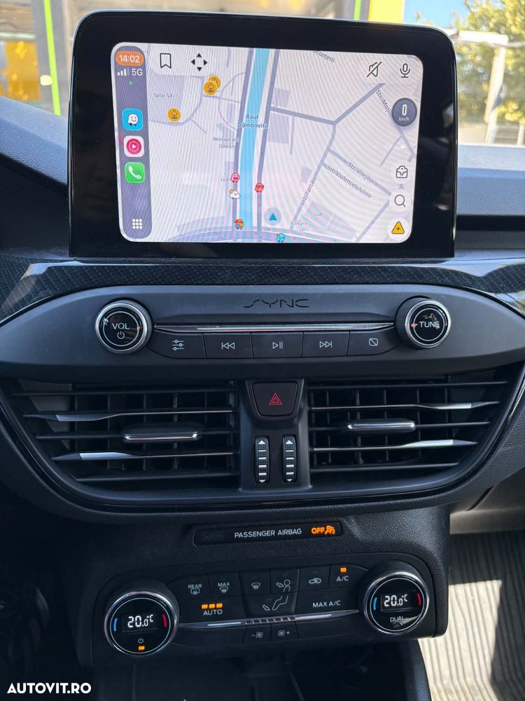 Ford Focus 1.5 EcoBoost ST-Line - 15