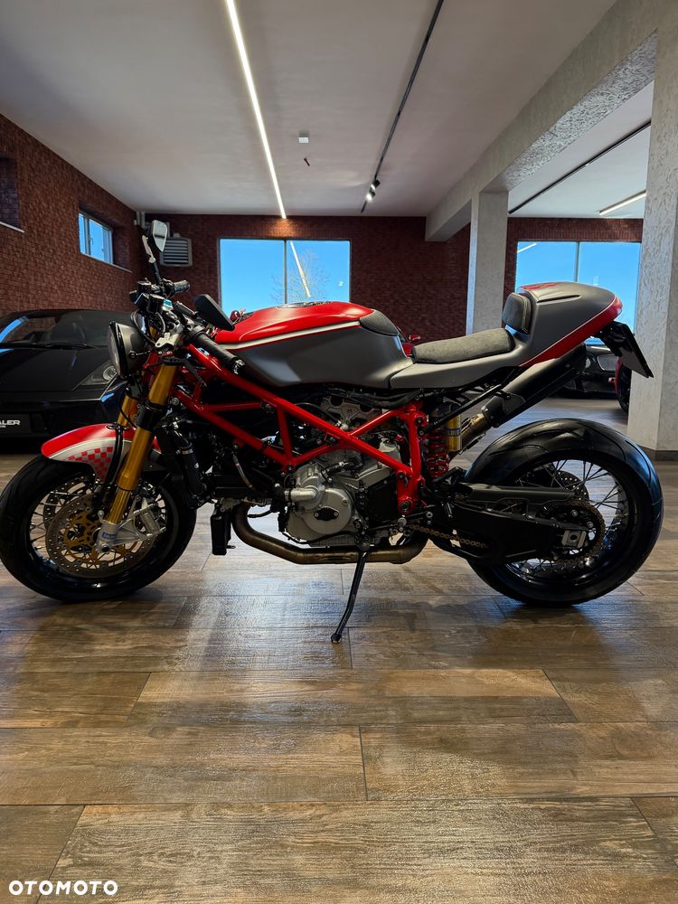Ducati 999 - 2