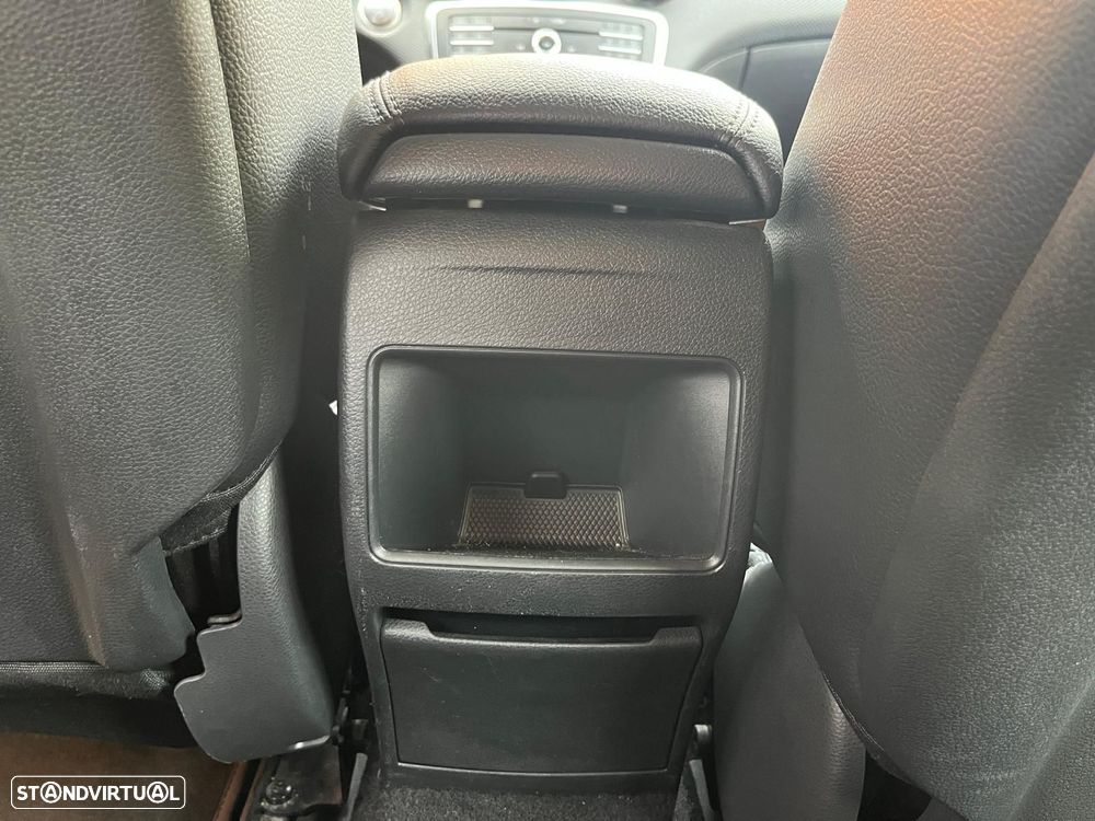 Mercedes-Benz A 180 - 45