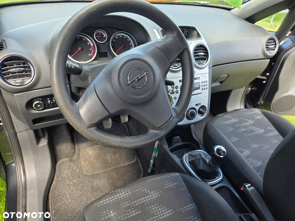 Opel Corsa - 3