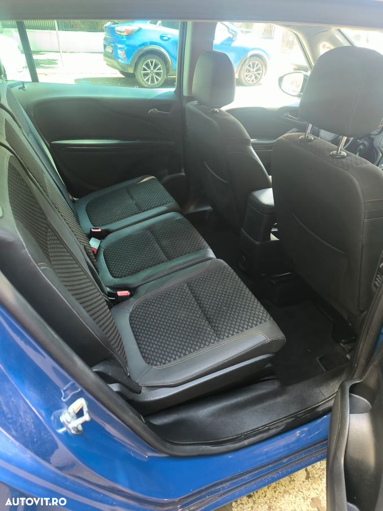Opel Zafira - 13