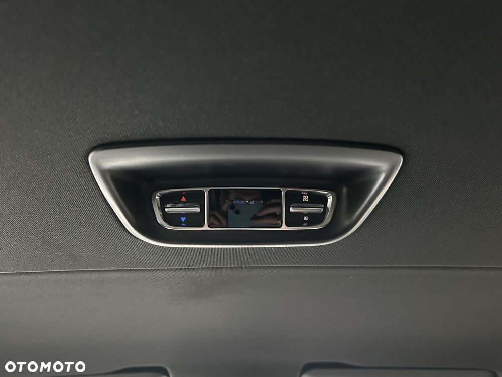Mercedes-Benz Klasa V 300 d 4-Matic 9G-Tronic Exclusive (d³ugi) - 19