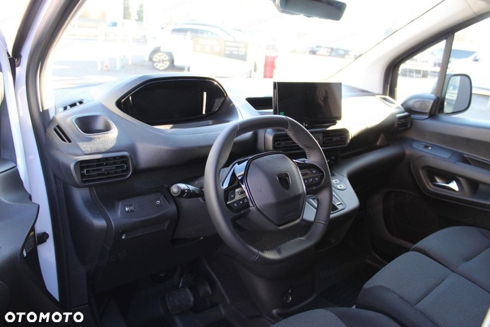 Peugeot Partner Van M Pro Skill EAT8 1.5 130KM - 12