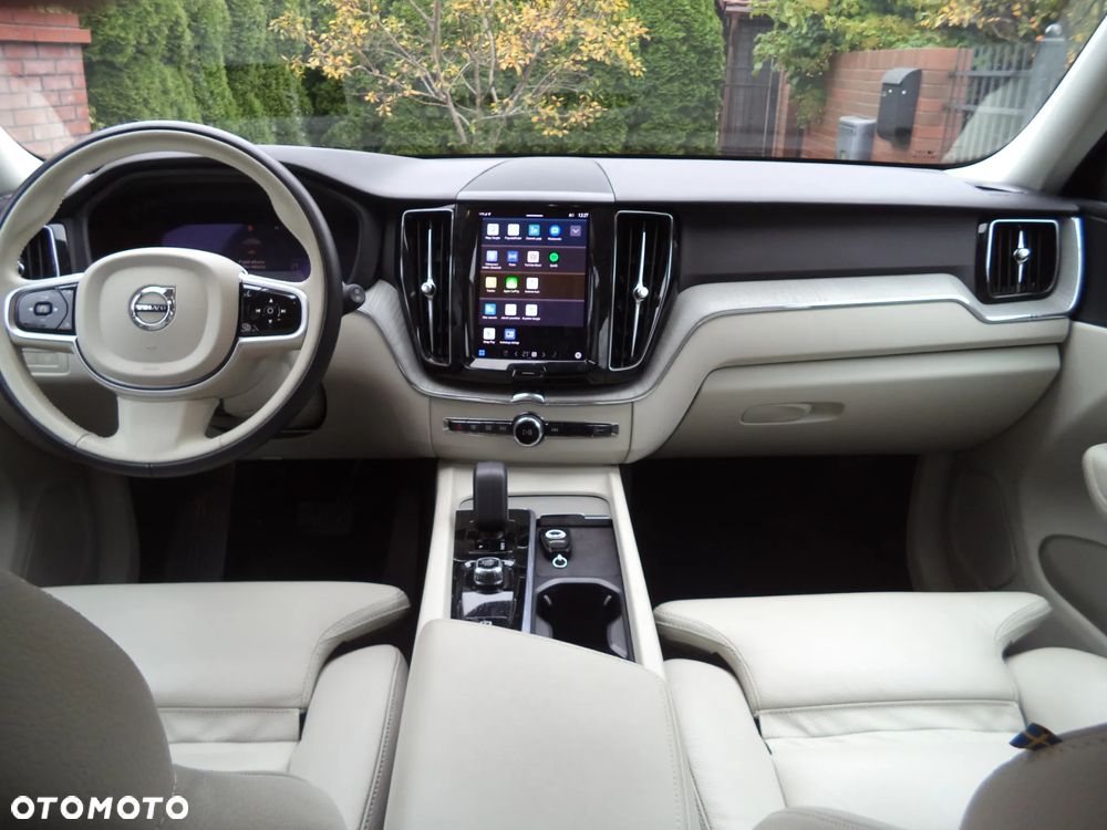 Volvo XC 60 - 8