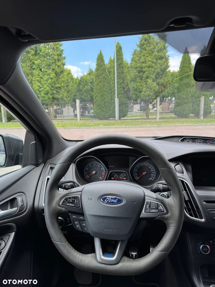 Ford Focus 2.3 EcoBoost RS - 14