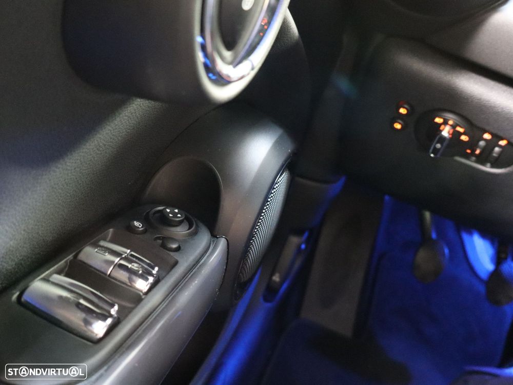 MINI Cabrio One - 19