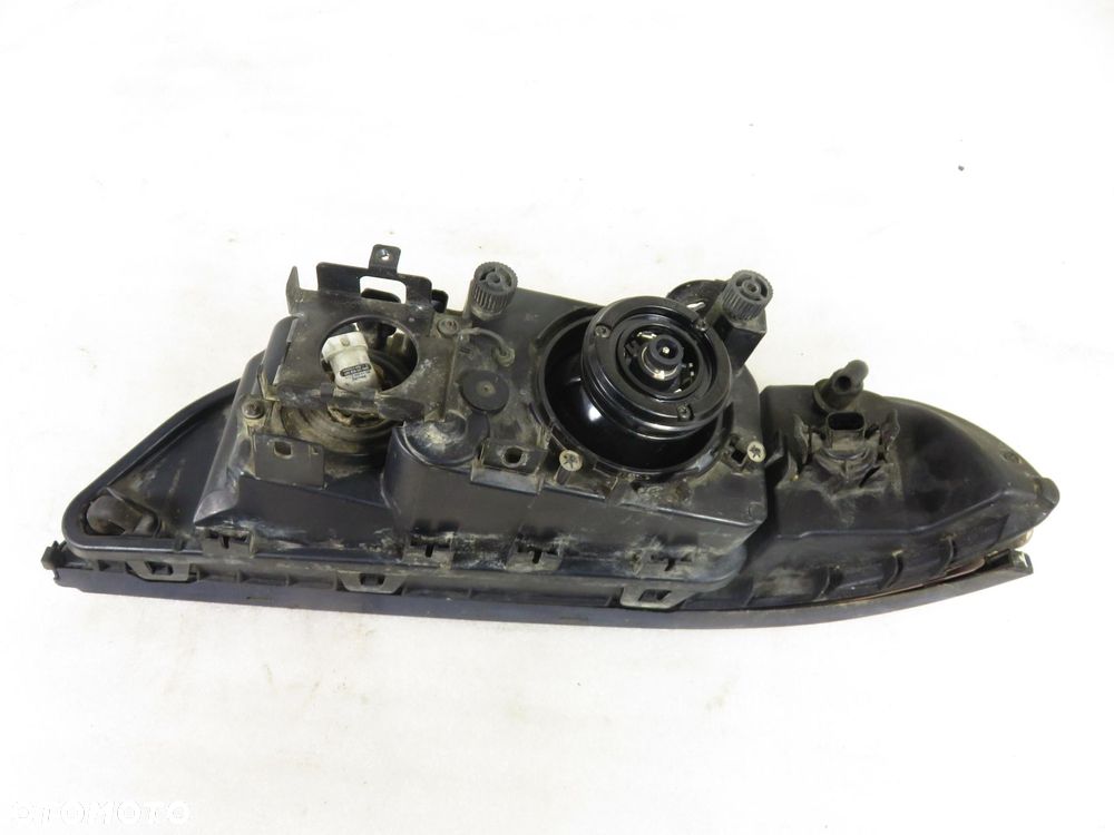 LAMPA PRAWA PRZEDNIA BMW E39 - 6