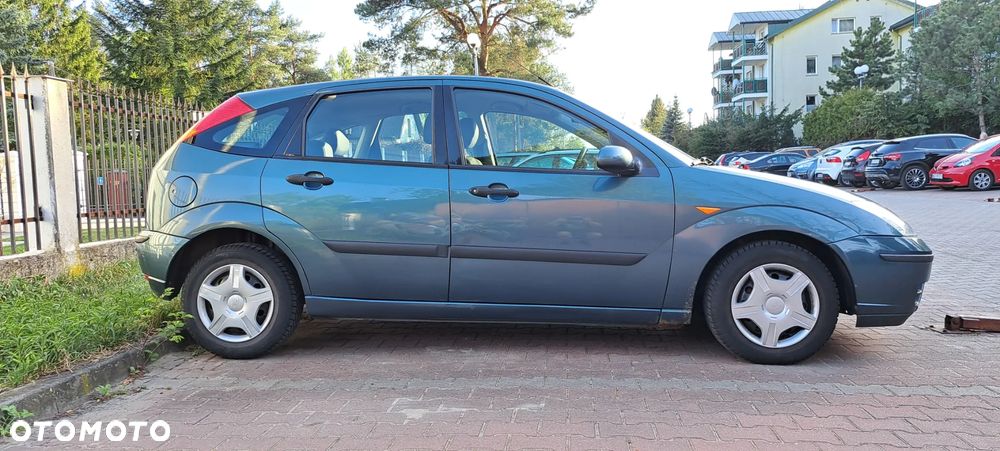 Ford Focus 1.6 X100 - 4