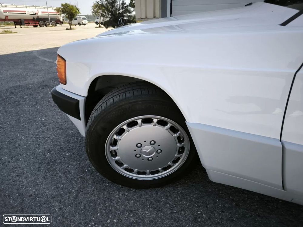 Mercedes-Benz W201 (1982-1993) 190 E 1.8 - 52