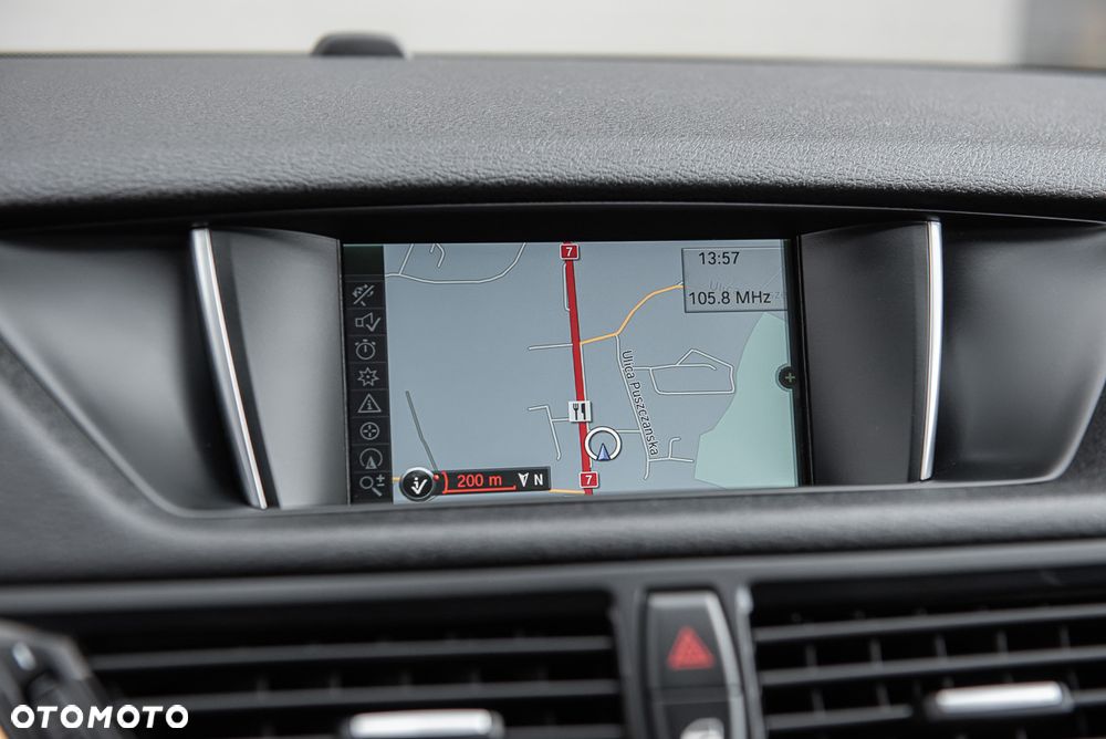 BMW X1 xDrive20d Sport Line - 21