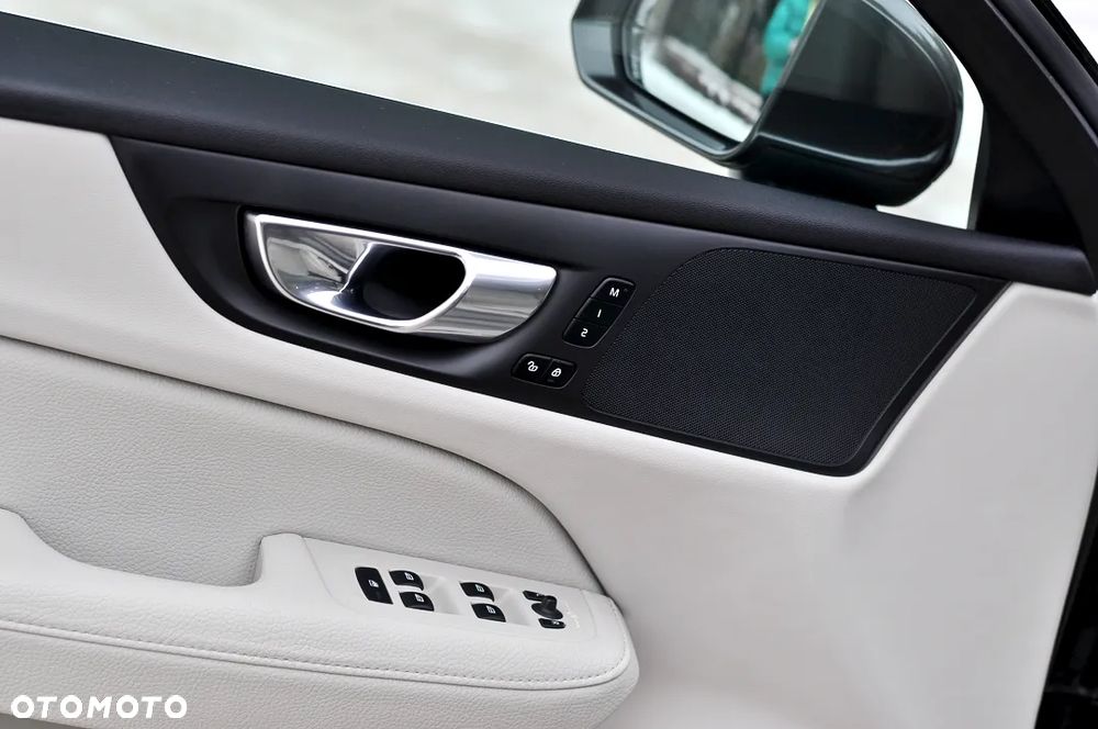 Volvo V60 B4 B Inscription - 15