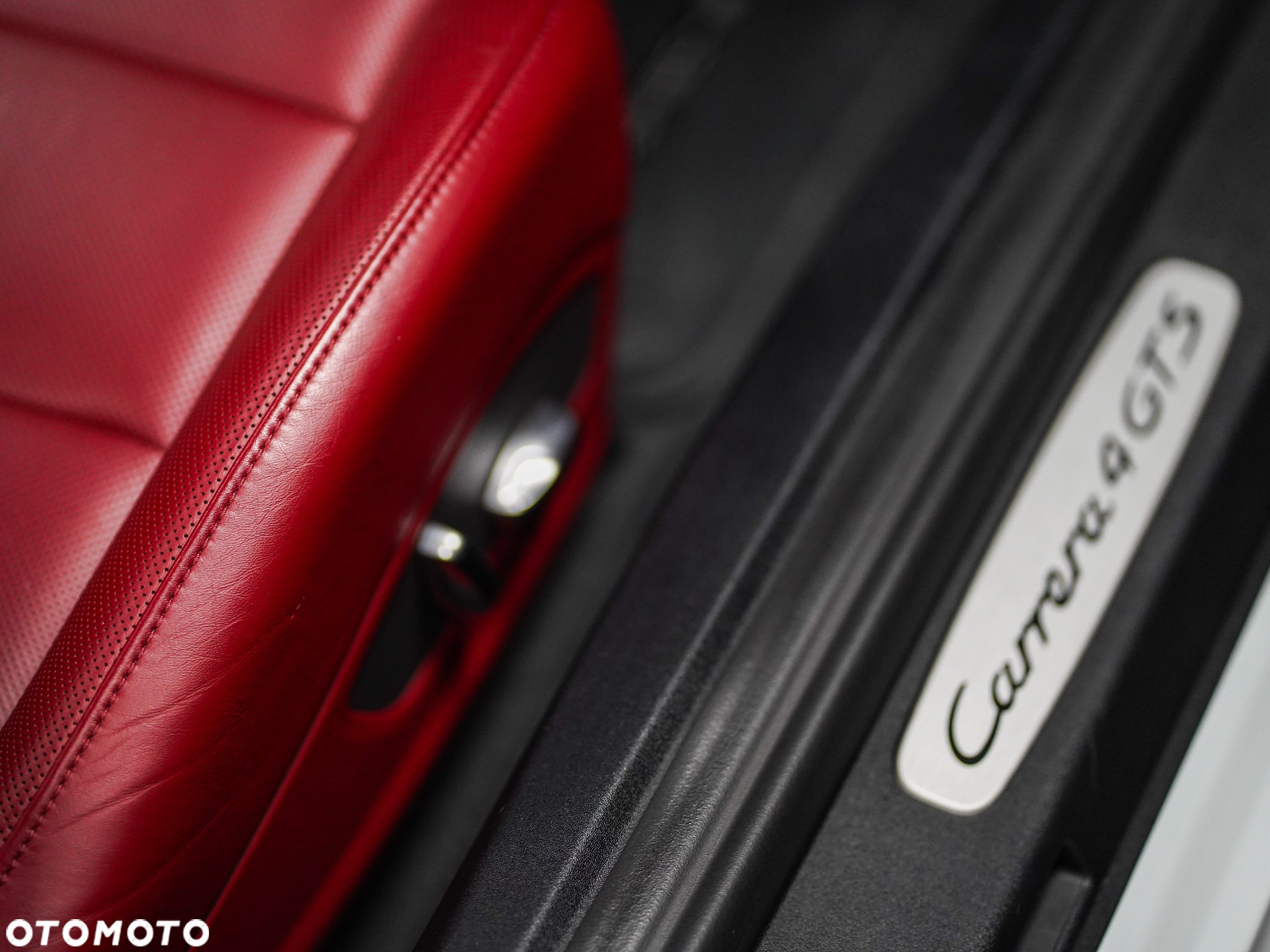 Porsche 911 Carrera 4 GTS PDK Cabrio - 21