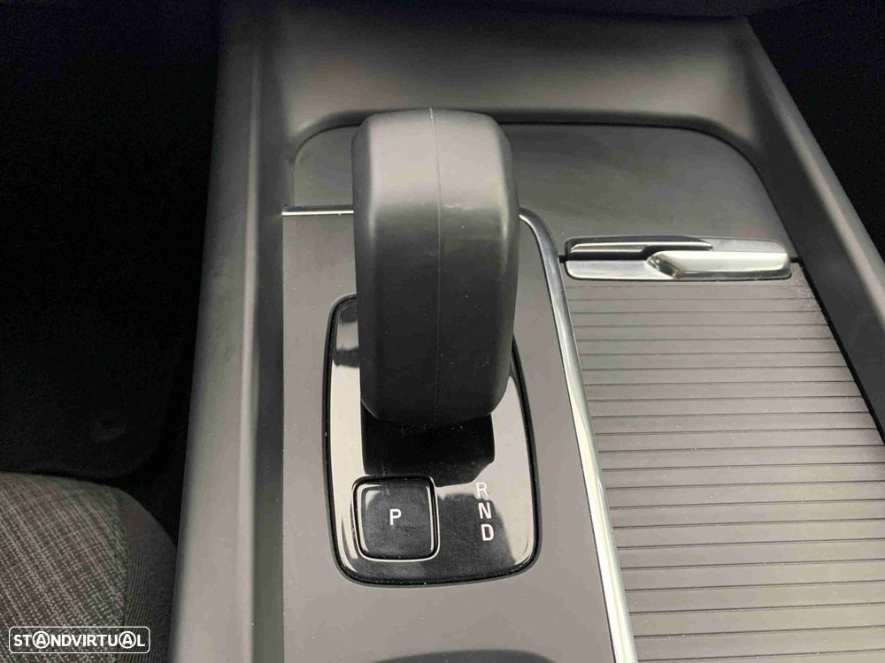 Volvo V60 2.0 B4 Essential Auto - 10