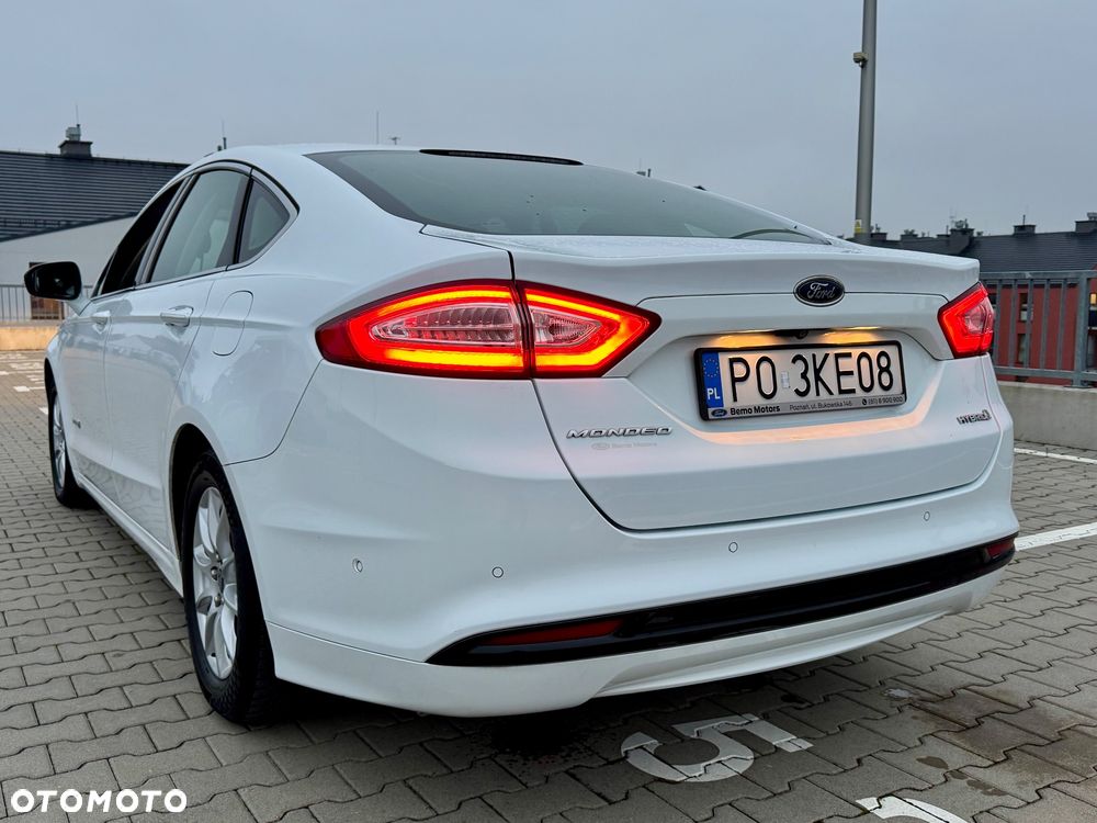 Ford Mondeo 2.0 Hybrid Titanium - 13