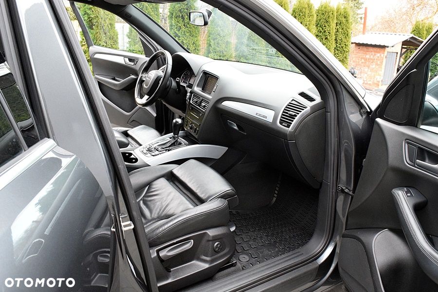 Audi Q5 3.2 FSI Quattro S tronic - 35