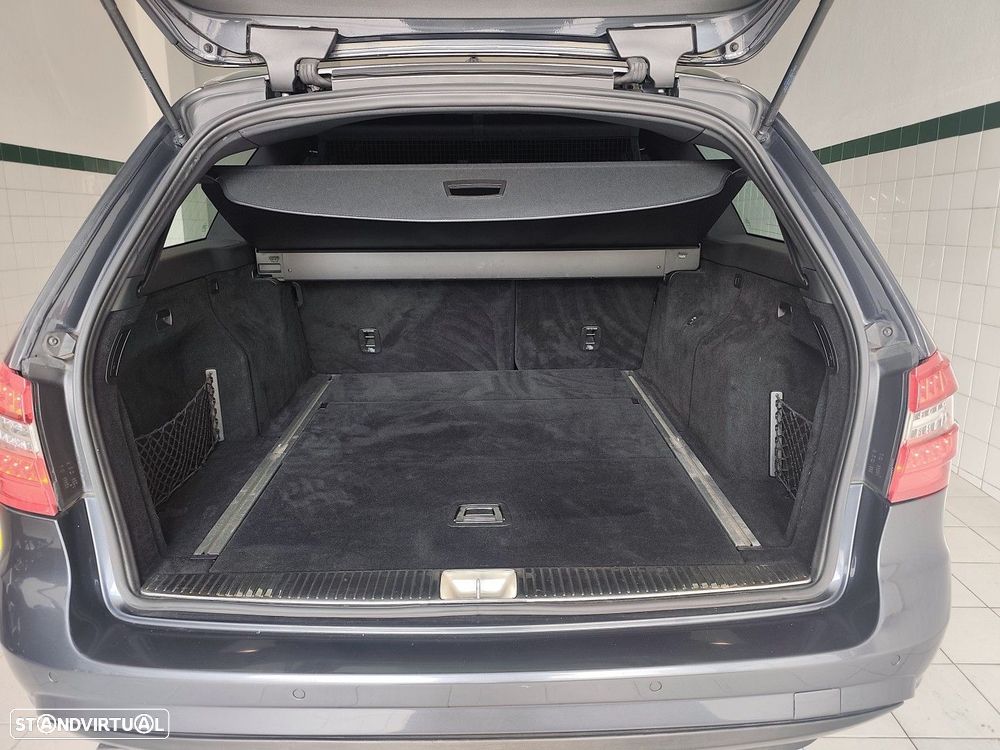 Mercedes-Benz E 250 BlueTEC Avantgarde Auto. - 14