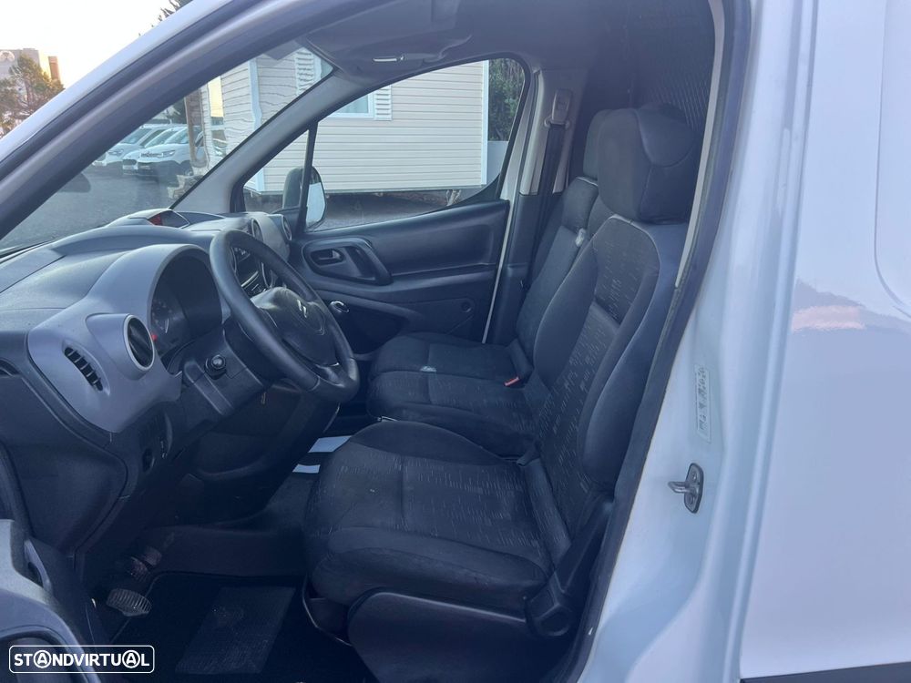 Citroën Berlingo 1.6 HDi 800 3L Longo - 22